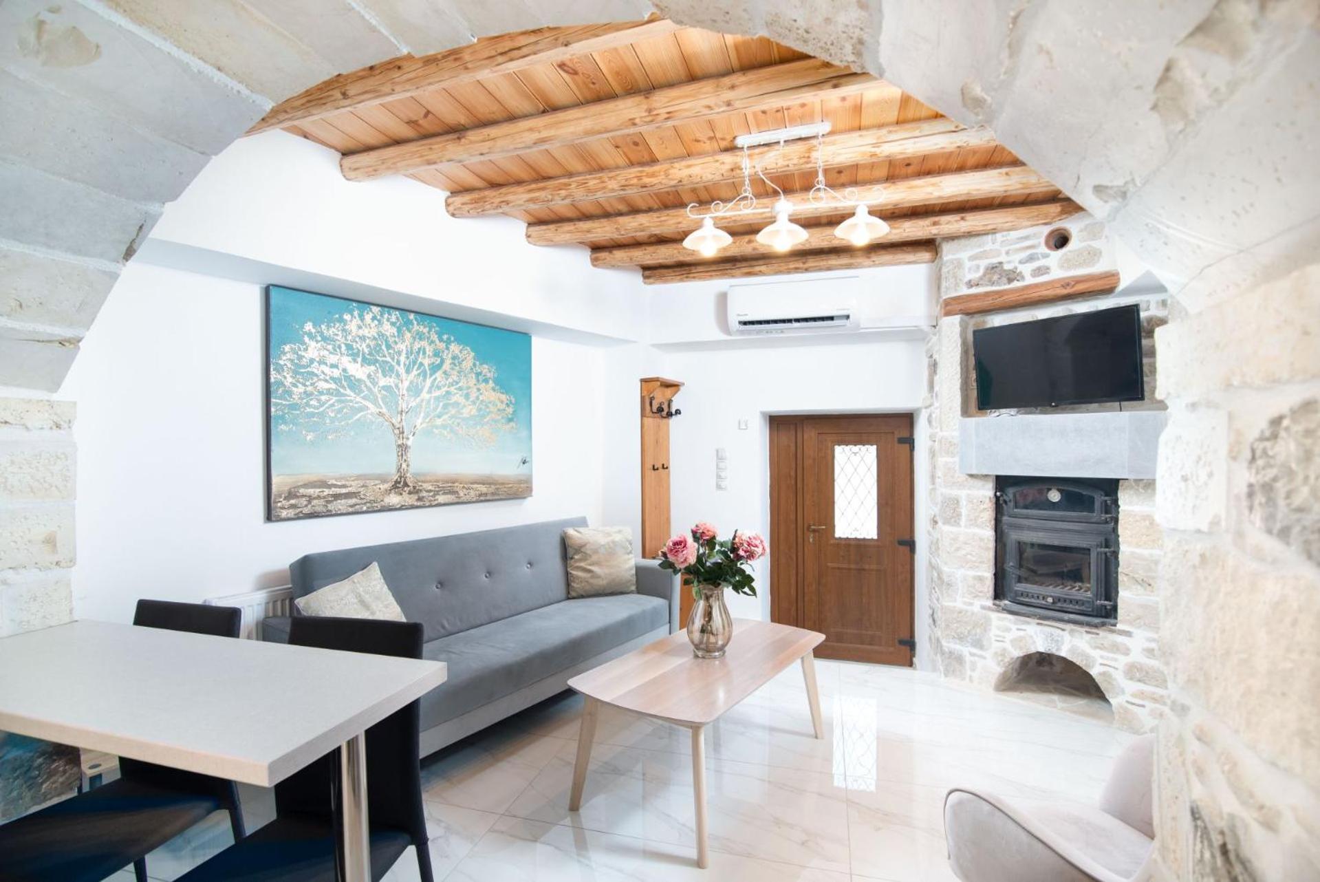 Stone House Elefteria Near Matala Beach Petrokefalion Bagian luar foto